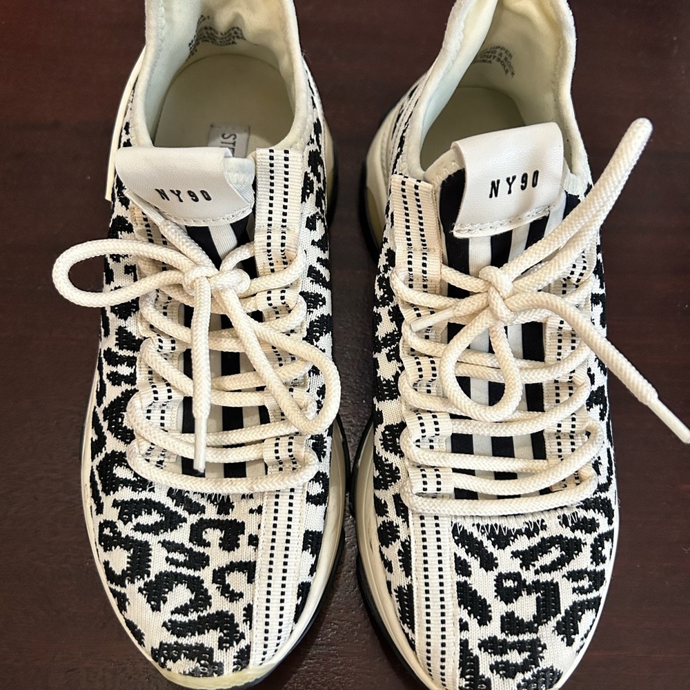 Steve Madden Black and White Patterned Sneakers